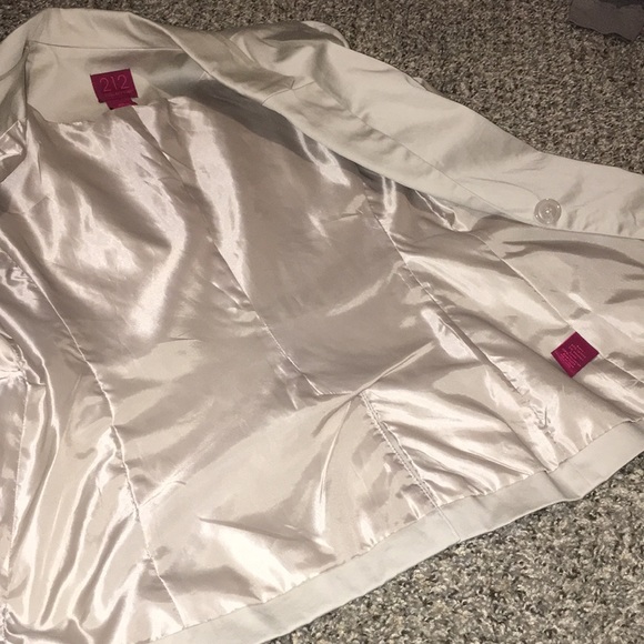 212 Collection Beige Blazer - Picture 5 of 8